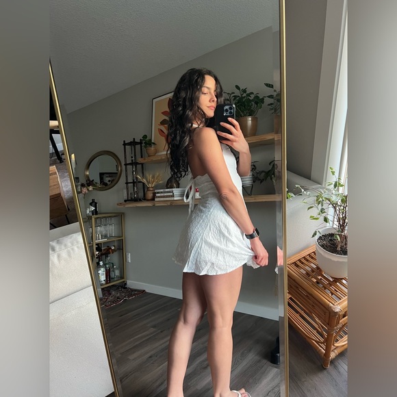 Hello Molly White Dress - Picture 3 of 5